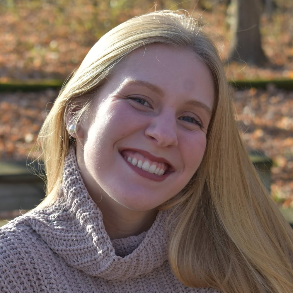 Meet your Posher, Claire